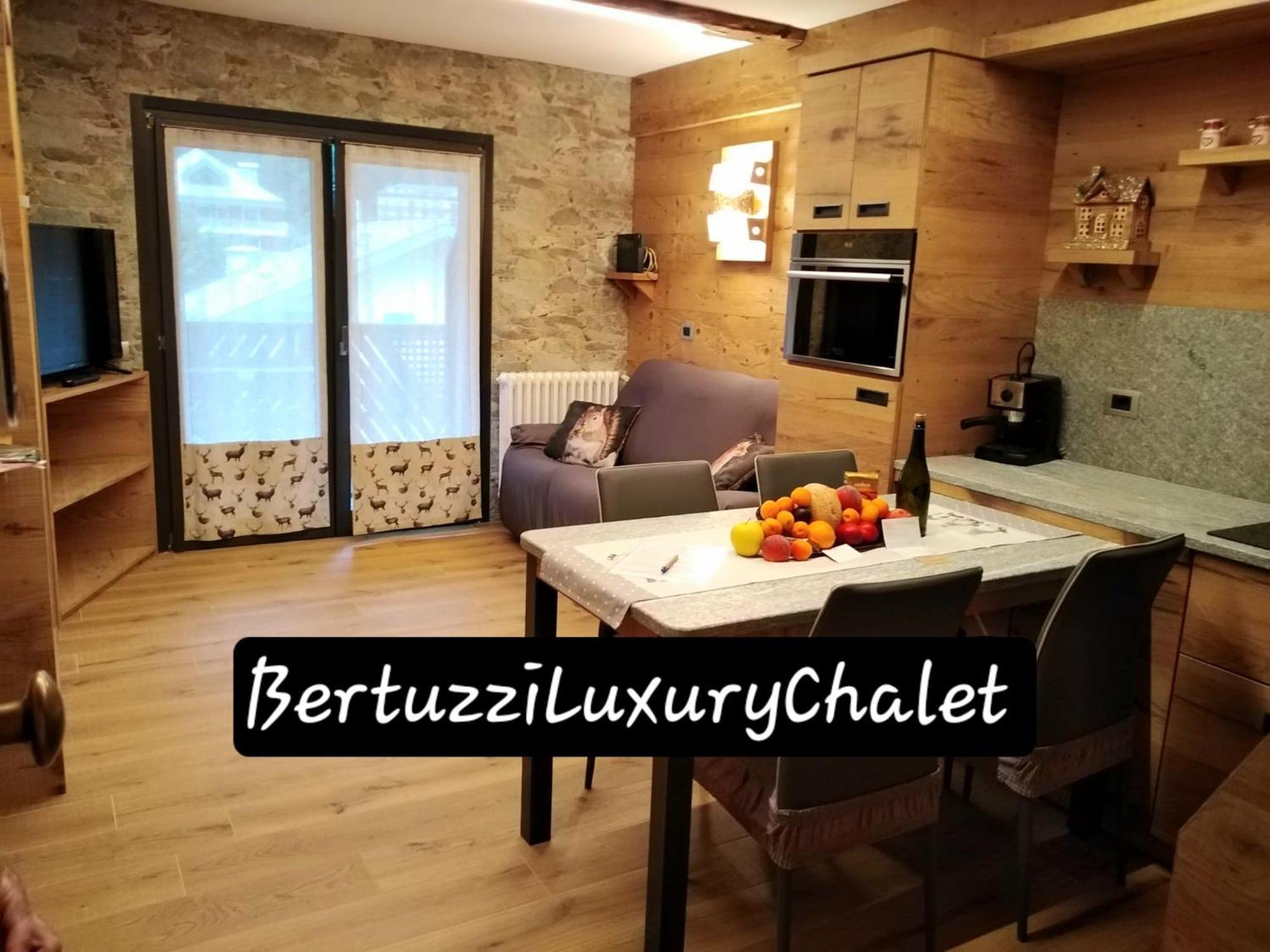 Bertuzzi Luxury Chalet أبريكا المظهر الخارجي الصورة