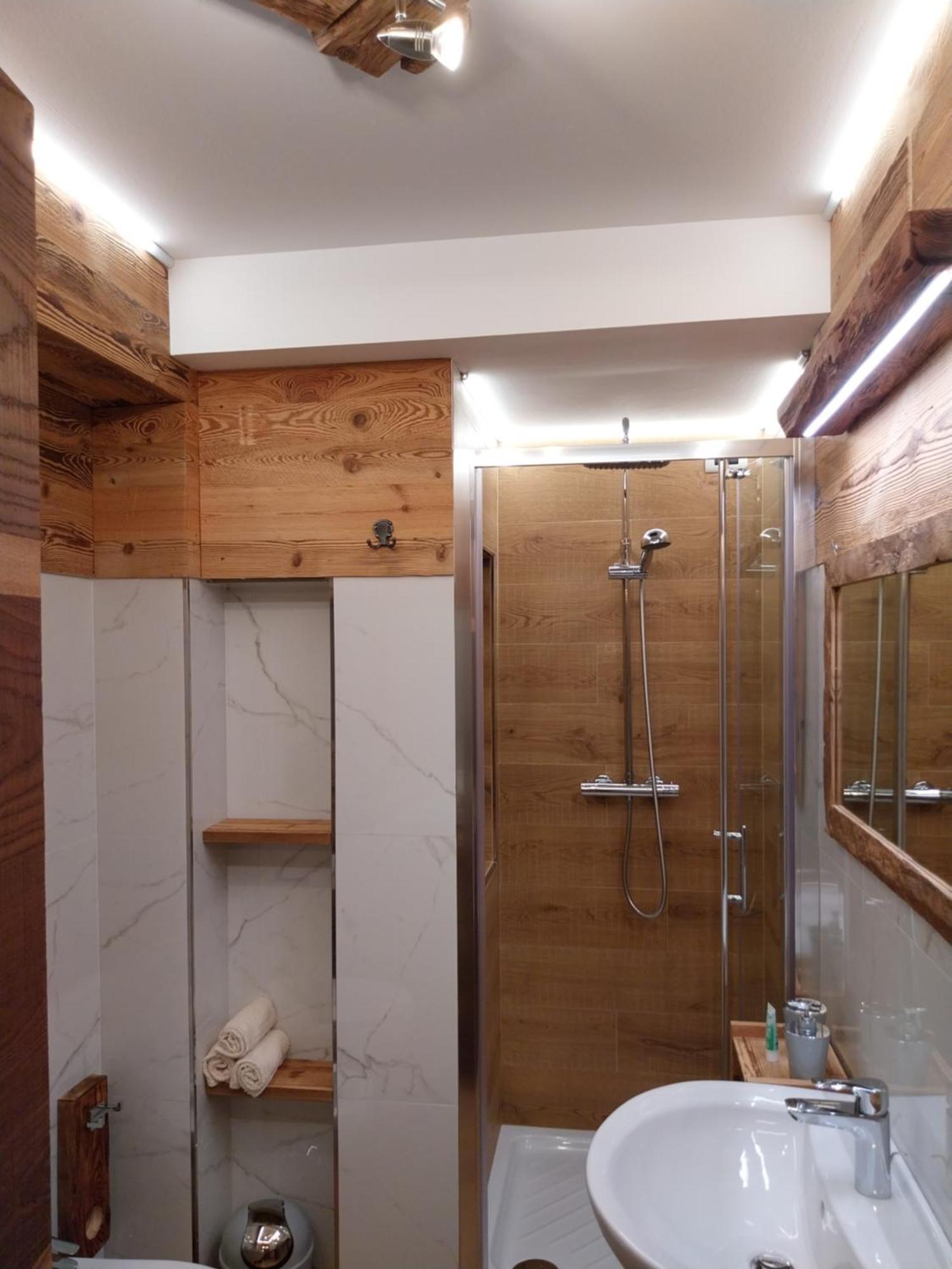 Bertuzzi Luxury Chalet أبريكا المظهر الخارجي الصورة