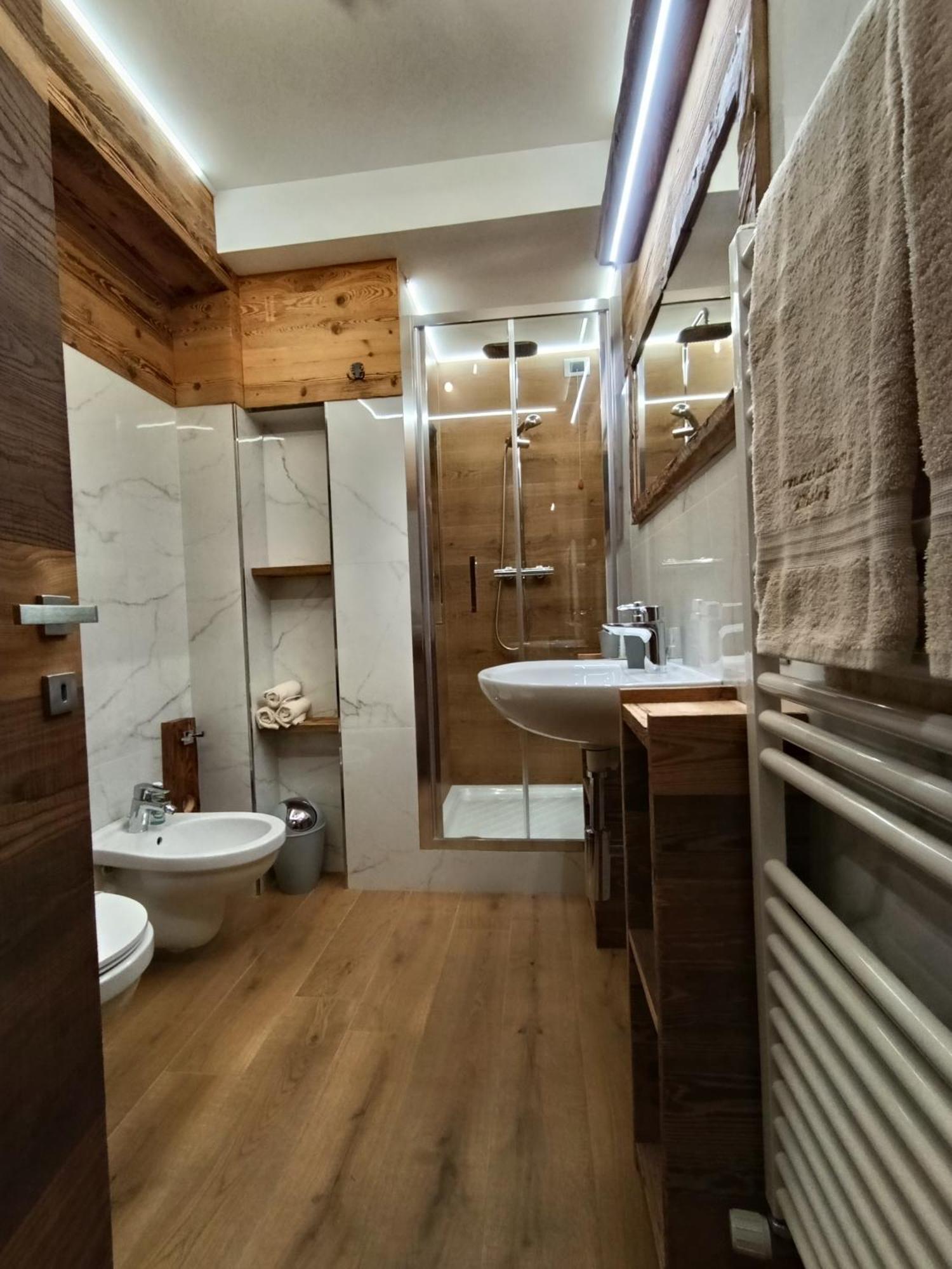 Bertuzzi Luxury Chalet أبريكا المظهر الخارجي الصورة